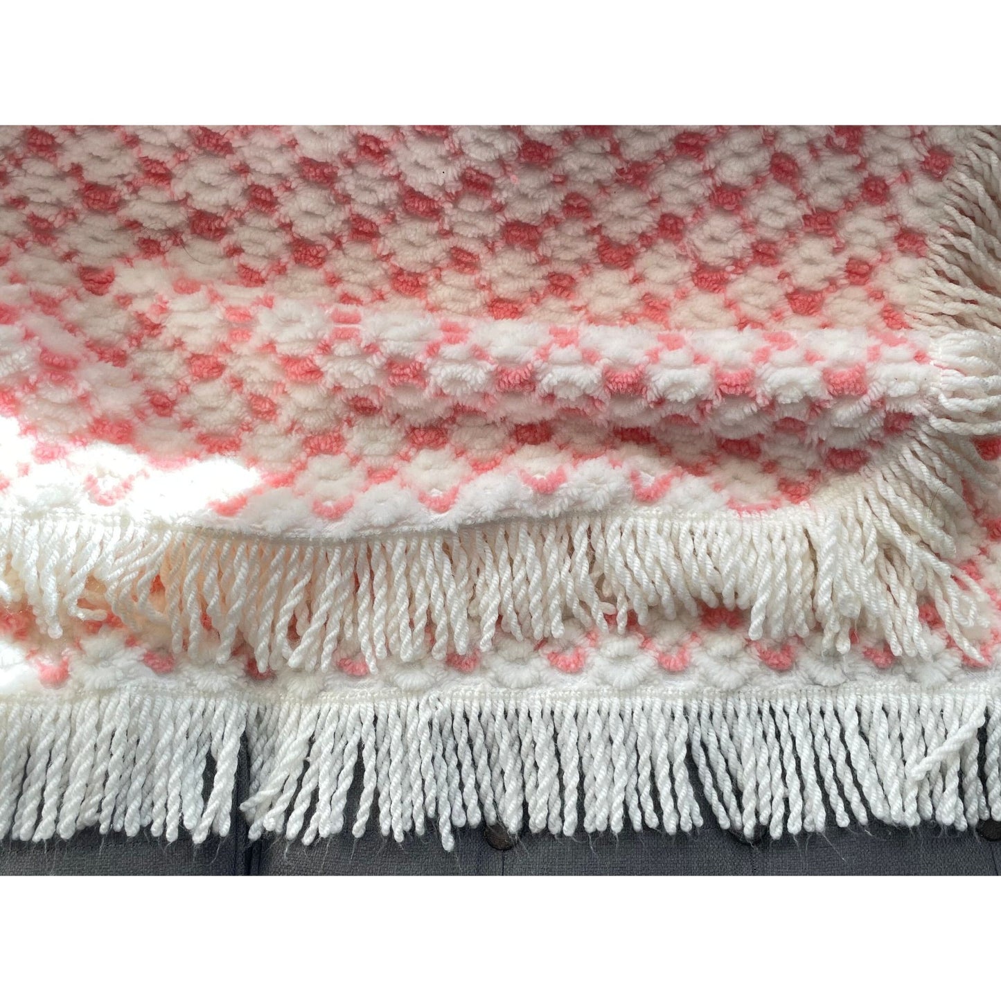 Vintage bedspread, peach chenille, twin to full size