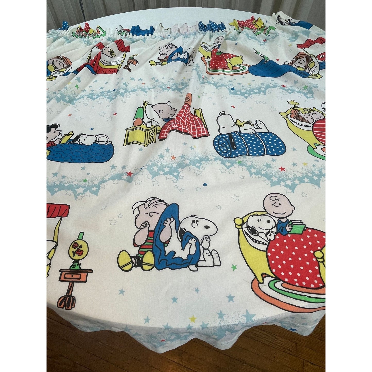 Vintage 60s Charlie Brown pleated curtain