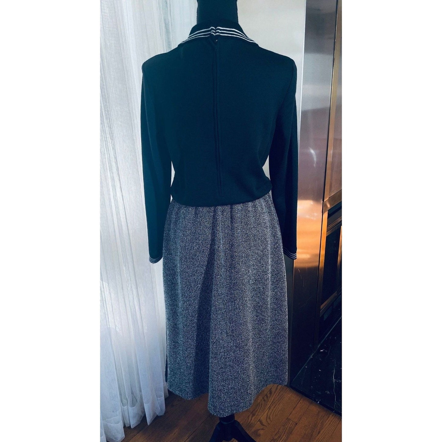 Vintage 70s dress, black and grey, long sleeves