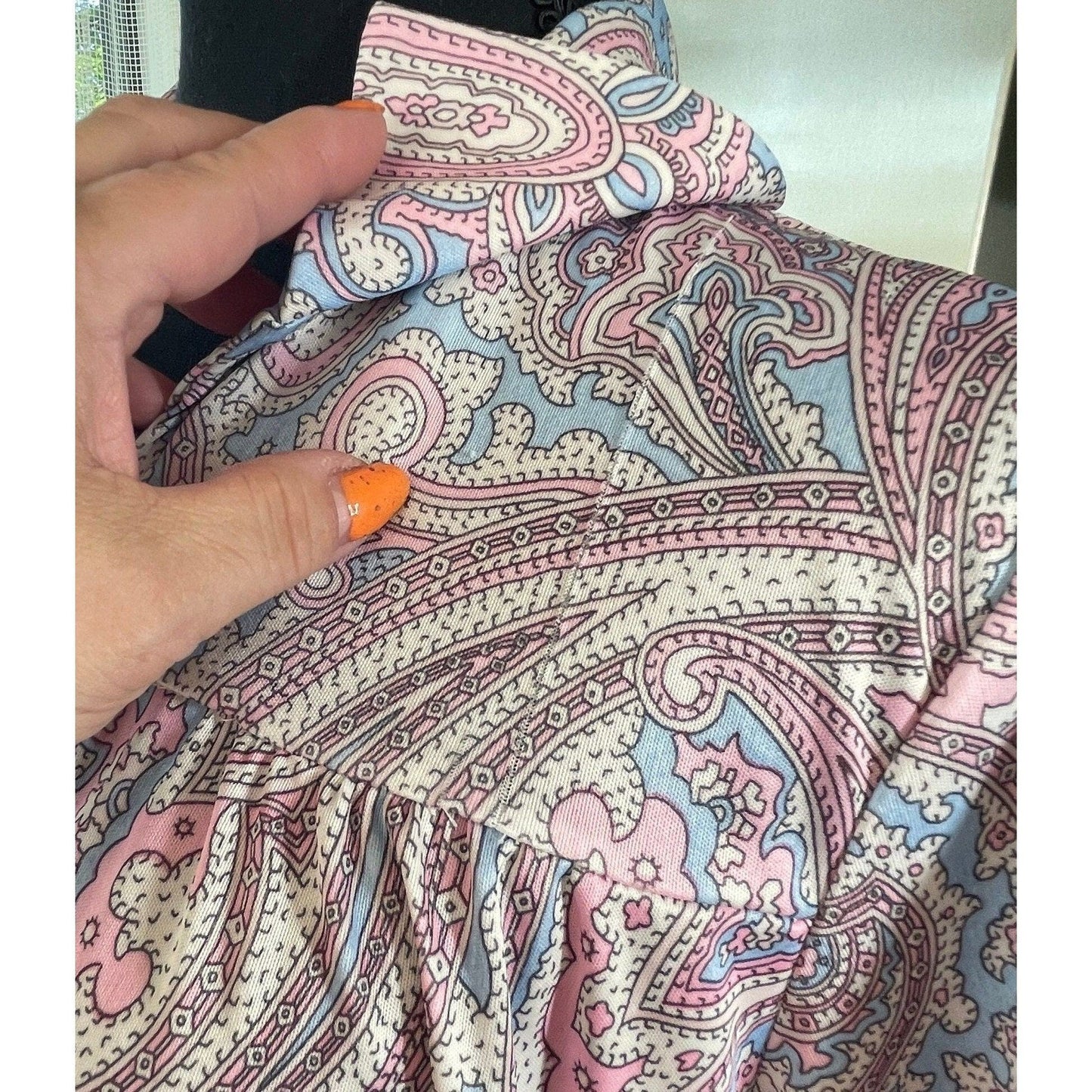 Vintage 80s house dress, pink paisley,  short sleeves