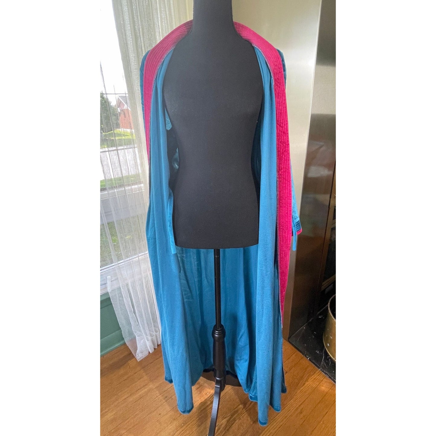 Vintage 80s robe, blue and pink crushed velvet, Sears