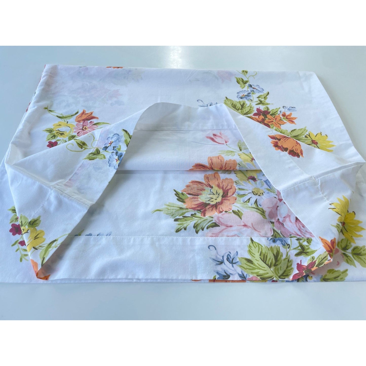 Vintage 80s pink floral single pillowcase