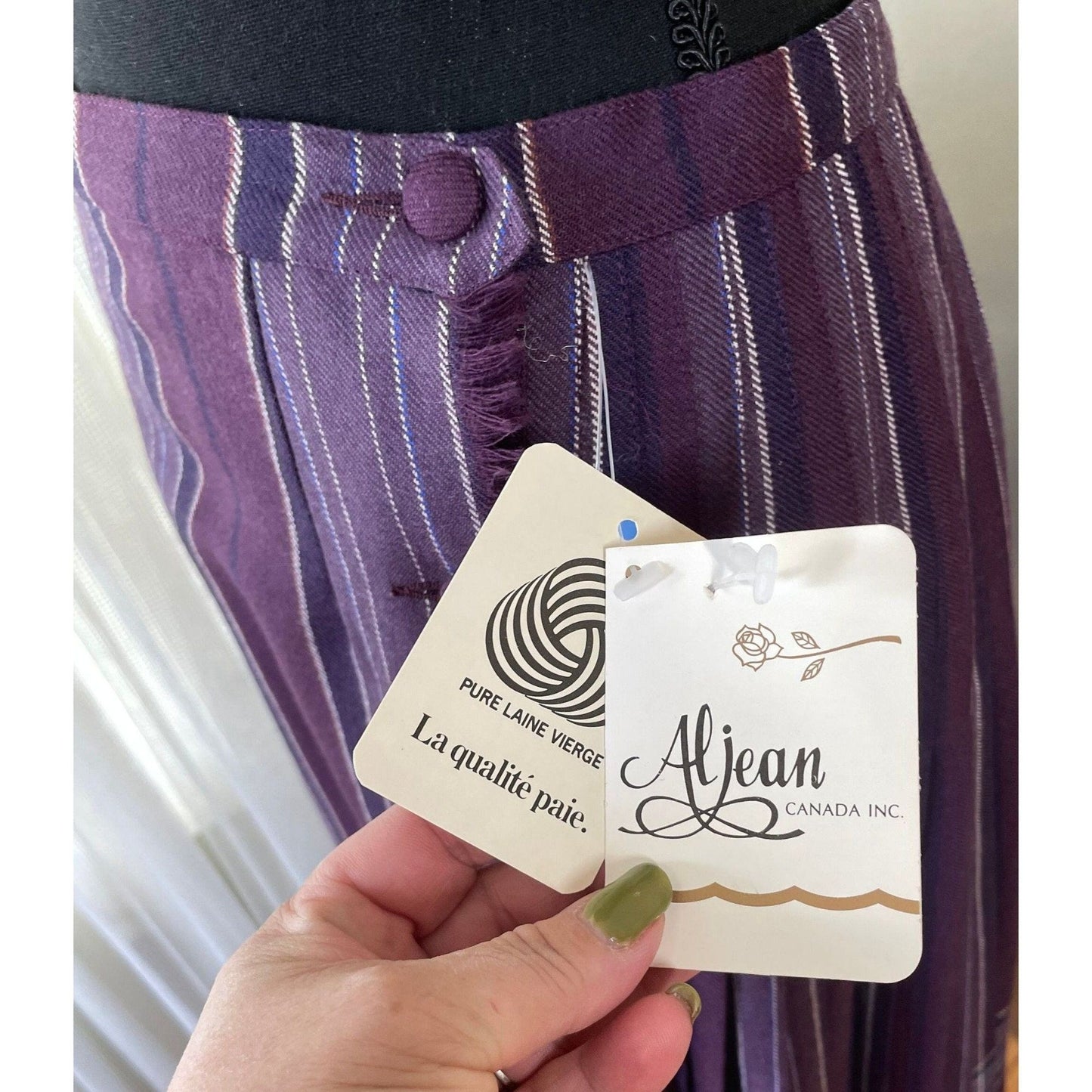 Vintage 80s pleated skirt, purple plaid new with original tag, 100% wool