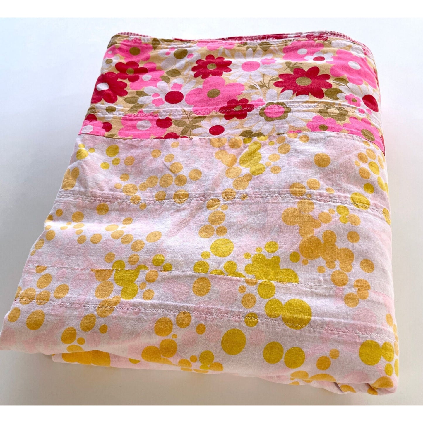 Vintage 70s handmade quilt, twin size