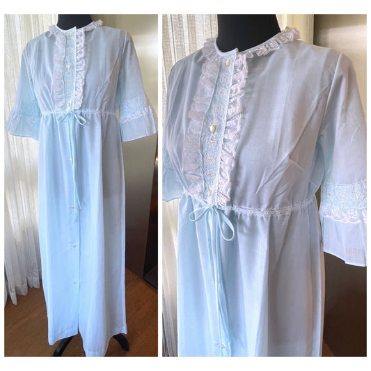 Vintage 1970s peignoir set, blue negligee and peignoir, bridal set