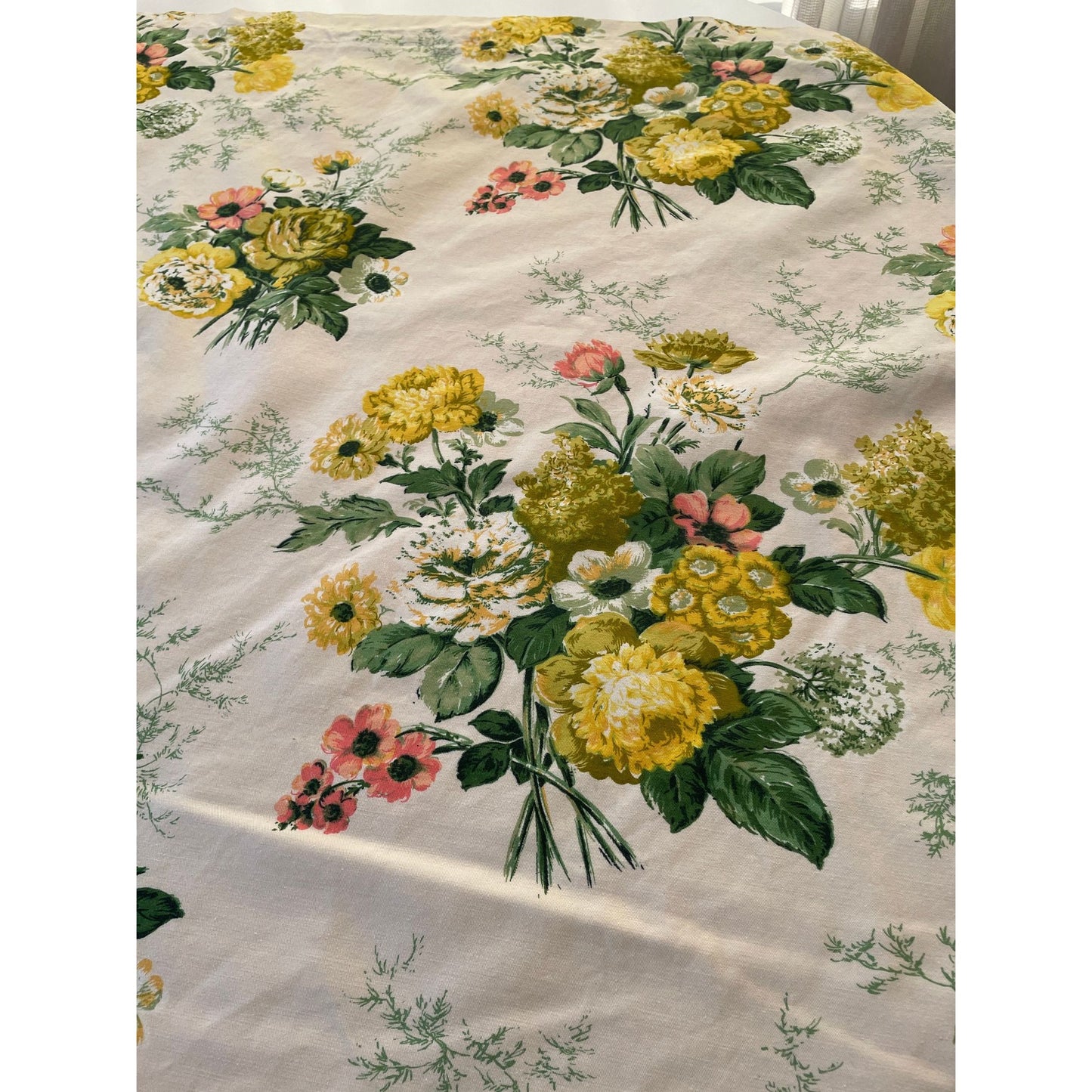 Vintage 60s yellow bouquets curtain, single panel