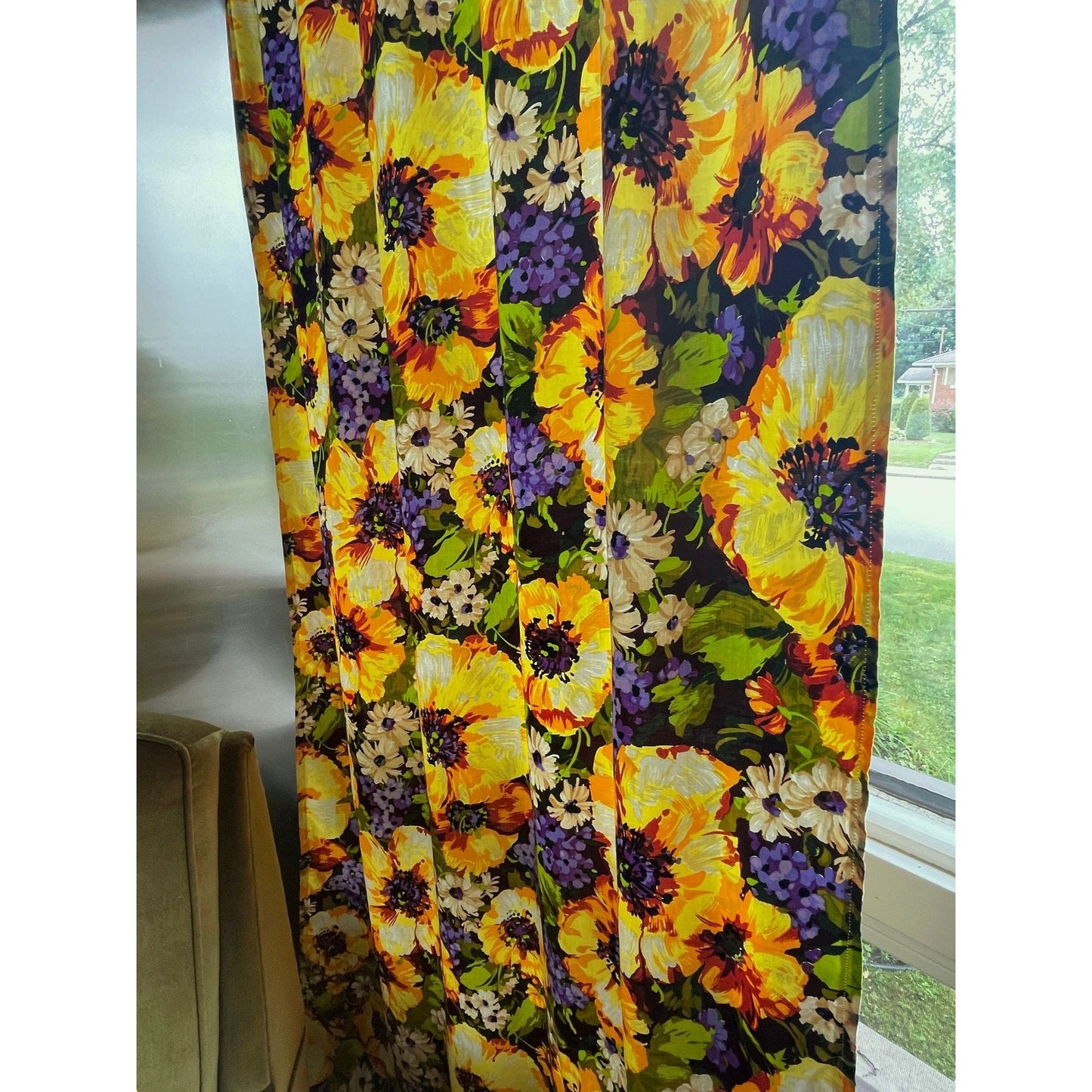 Vintage 80s pleated curtain, orange large flowers panel