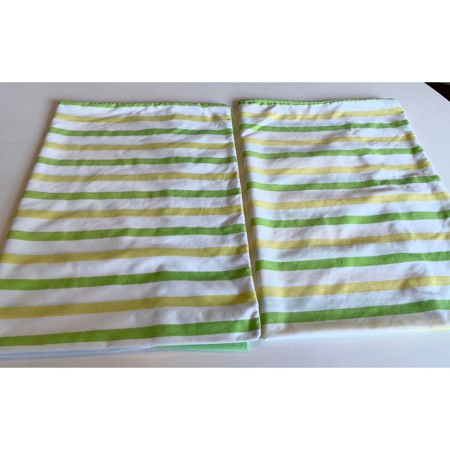 Vintage 70s green pillowcases, TruPrest