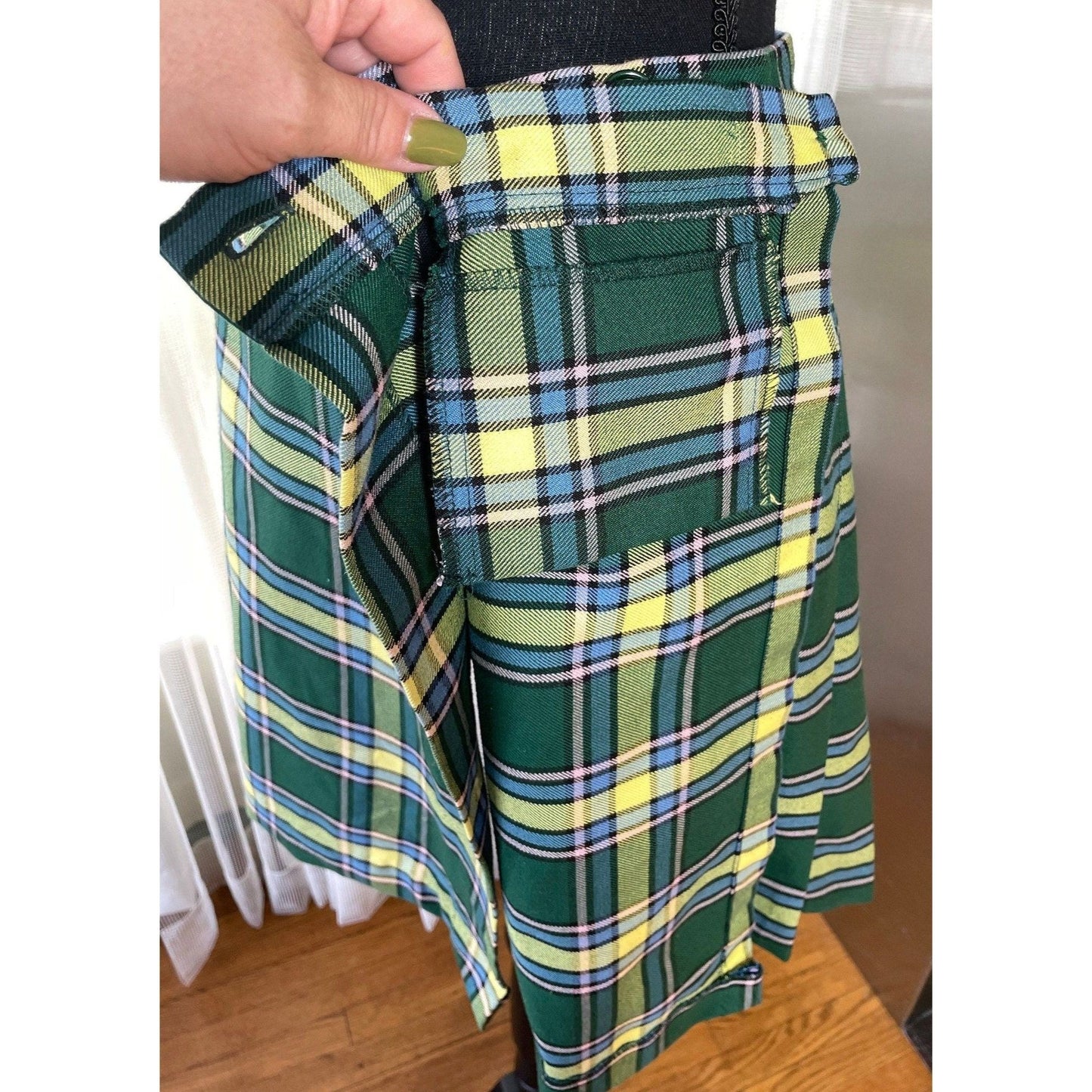 Vintage 80s mini skirt, student pleated plaid skirt