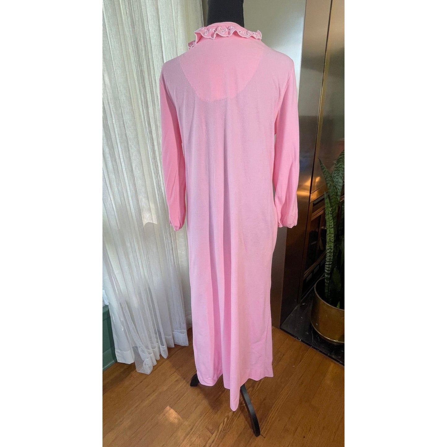 Vintage 80s robe, pink flannel, Hamilton Lingerie