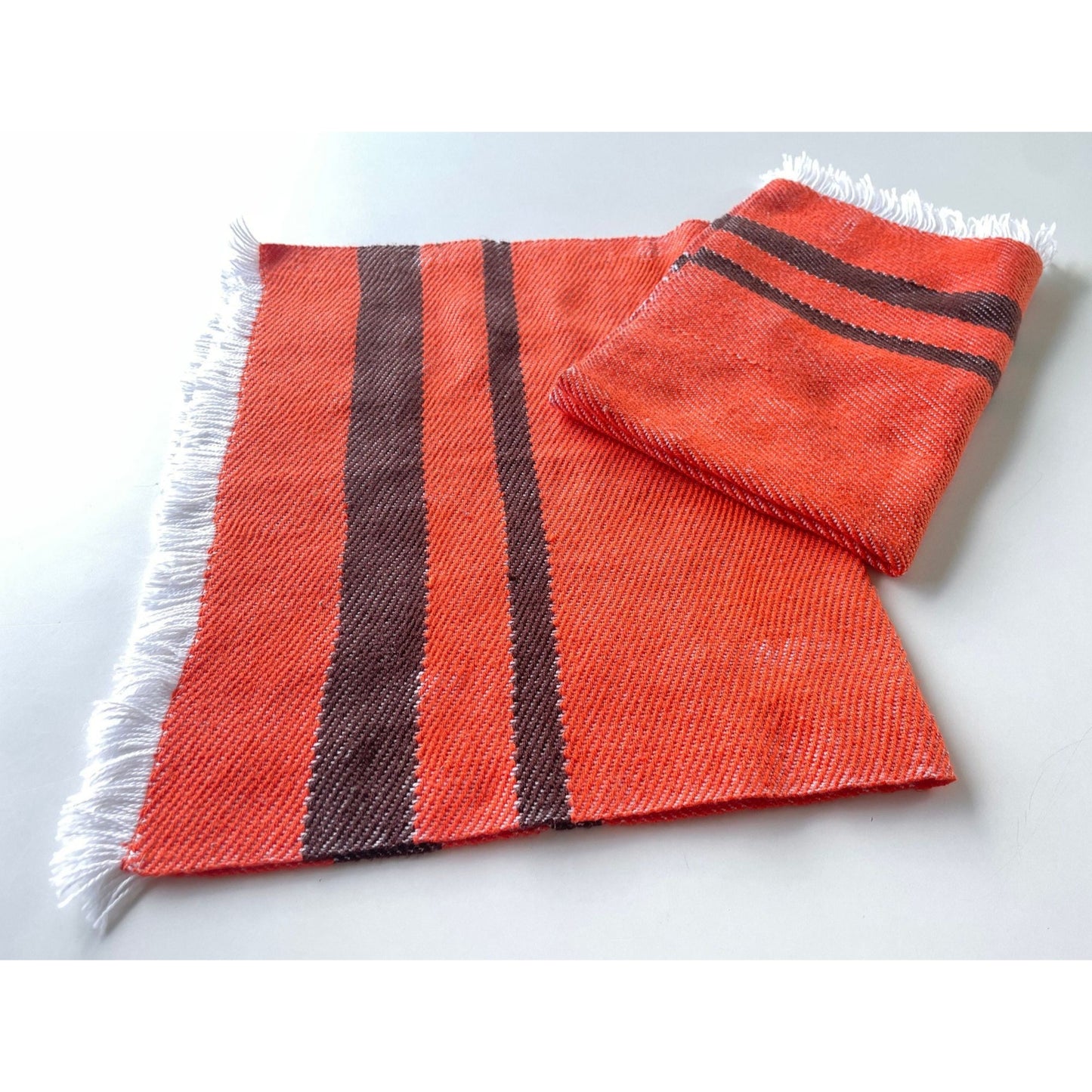 Vintage 80s placemats, 2 places setting