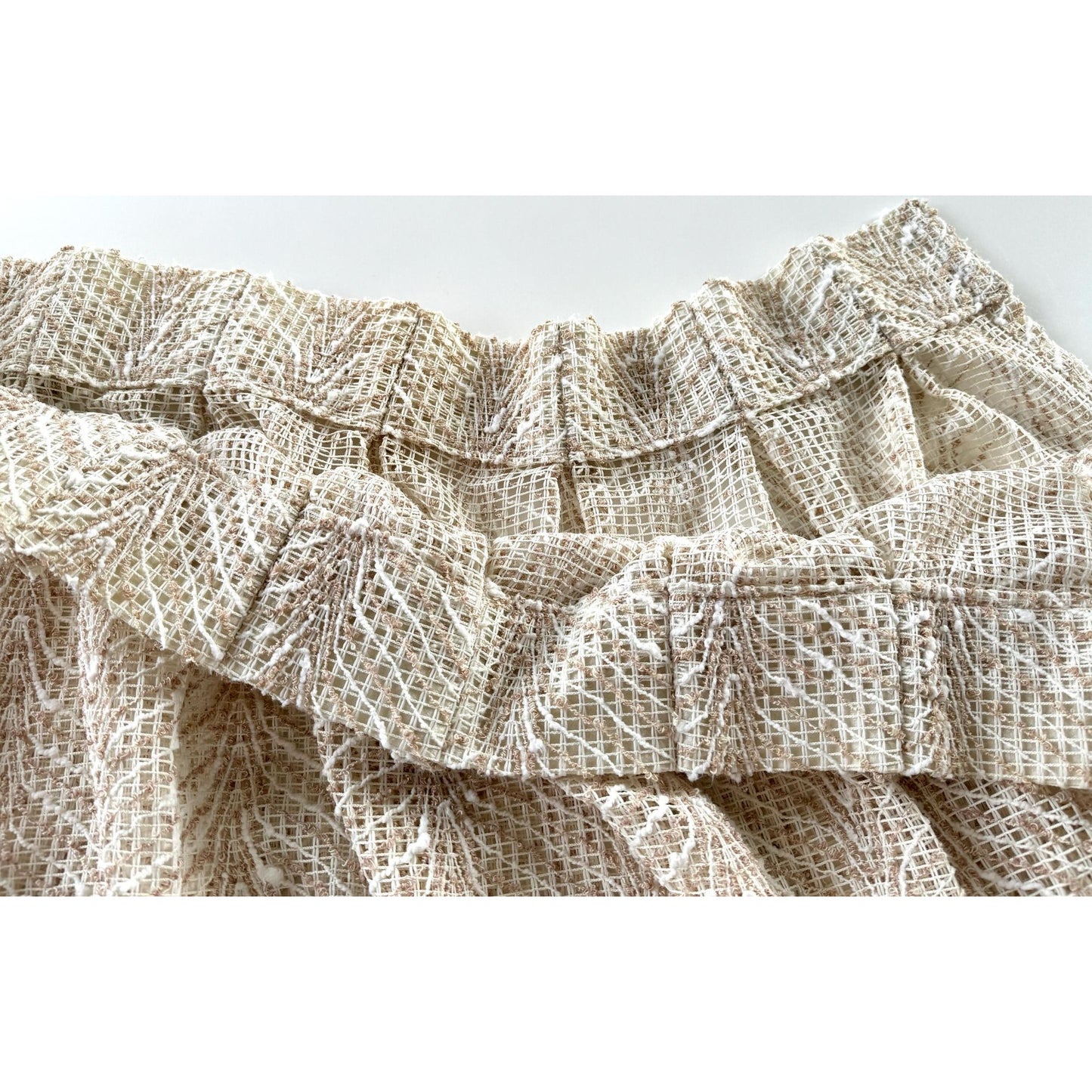 Vintage 70s pleated curtain, beige brown leaves pattern, mesh panel