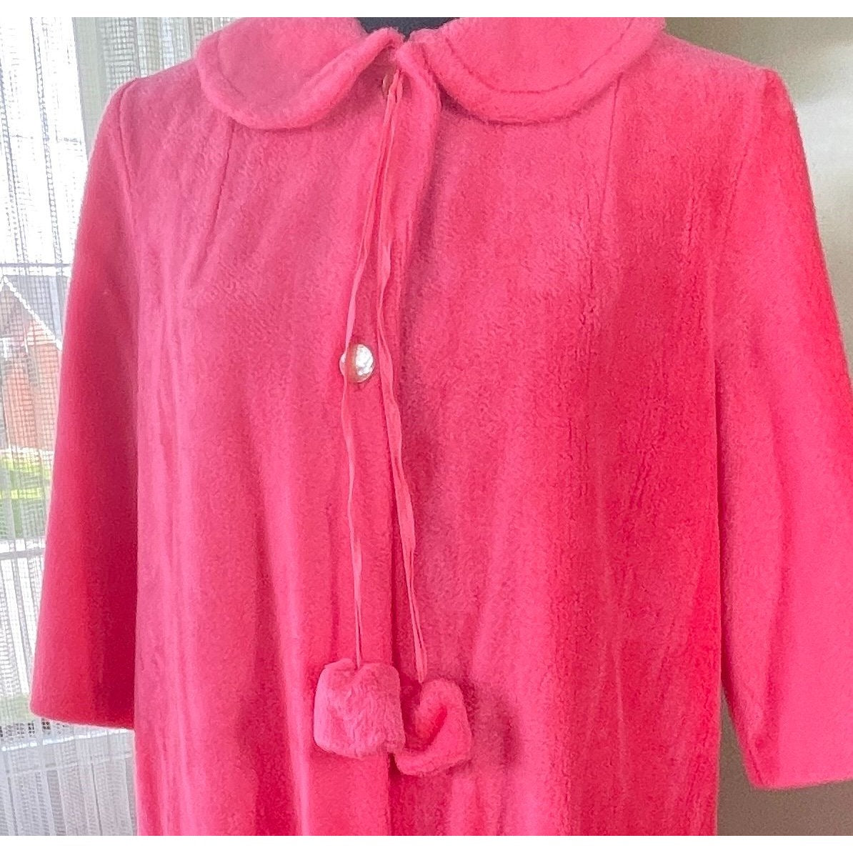 Vintage 1960s robe, plush bubblegum pink velvety fleece