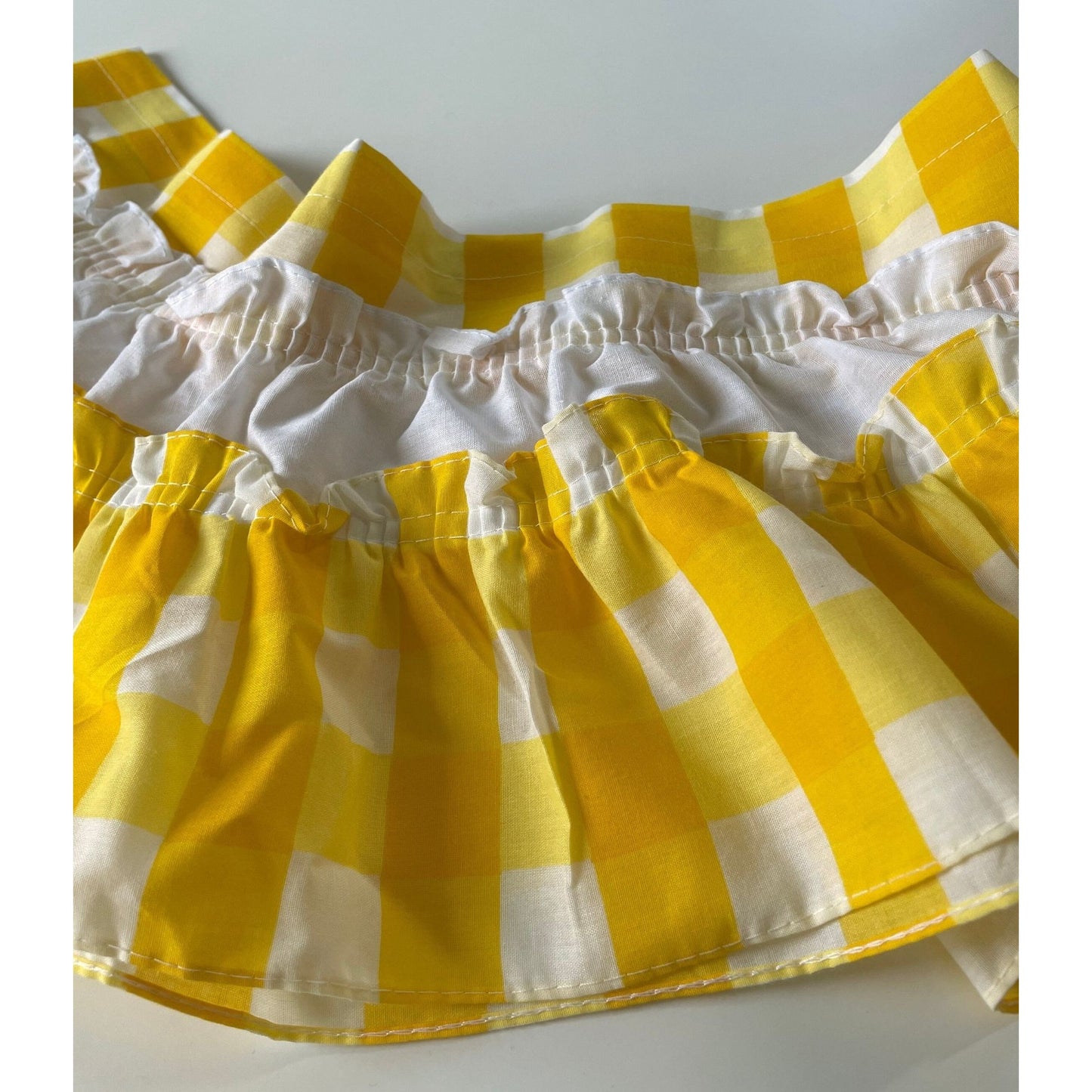 Vintage 70s valance curtain, yellow checkered