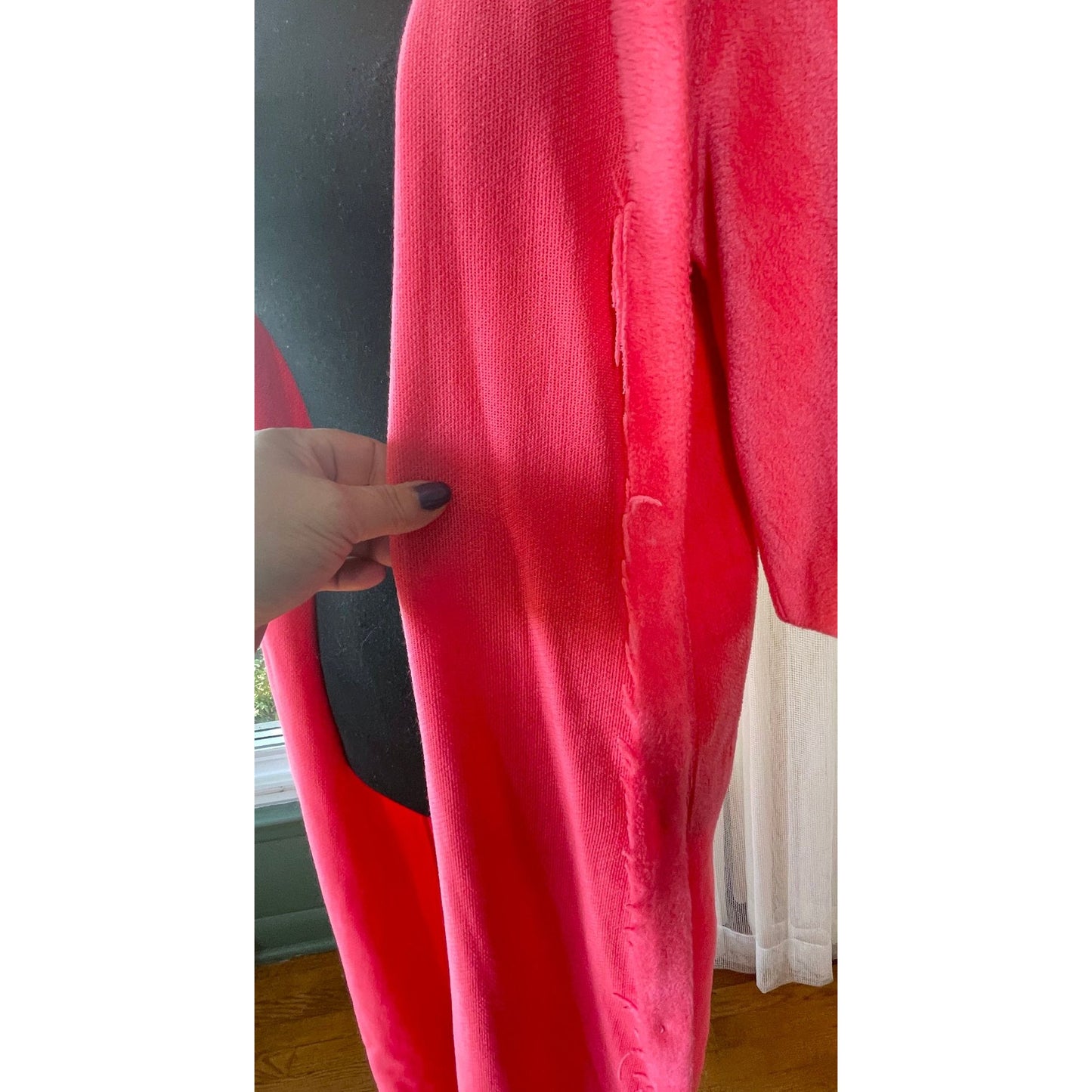 Vintage 1960s robe, plush bubblegum pink velvety fleece