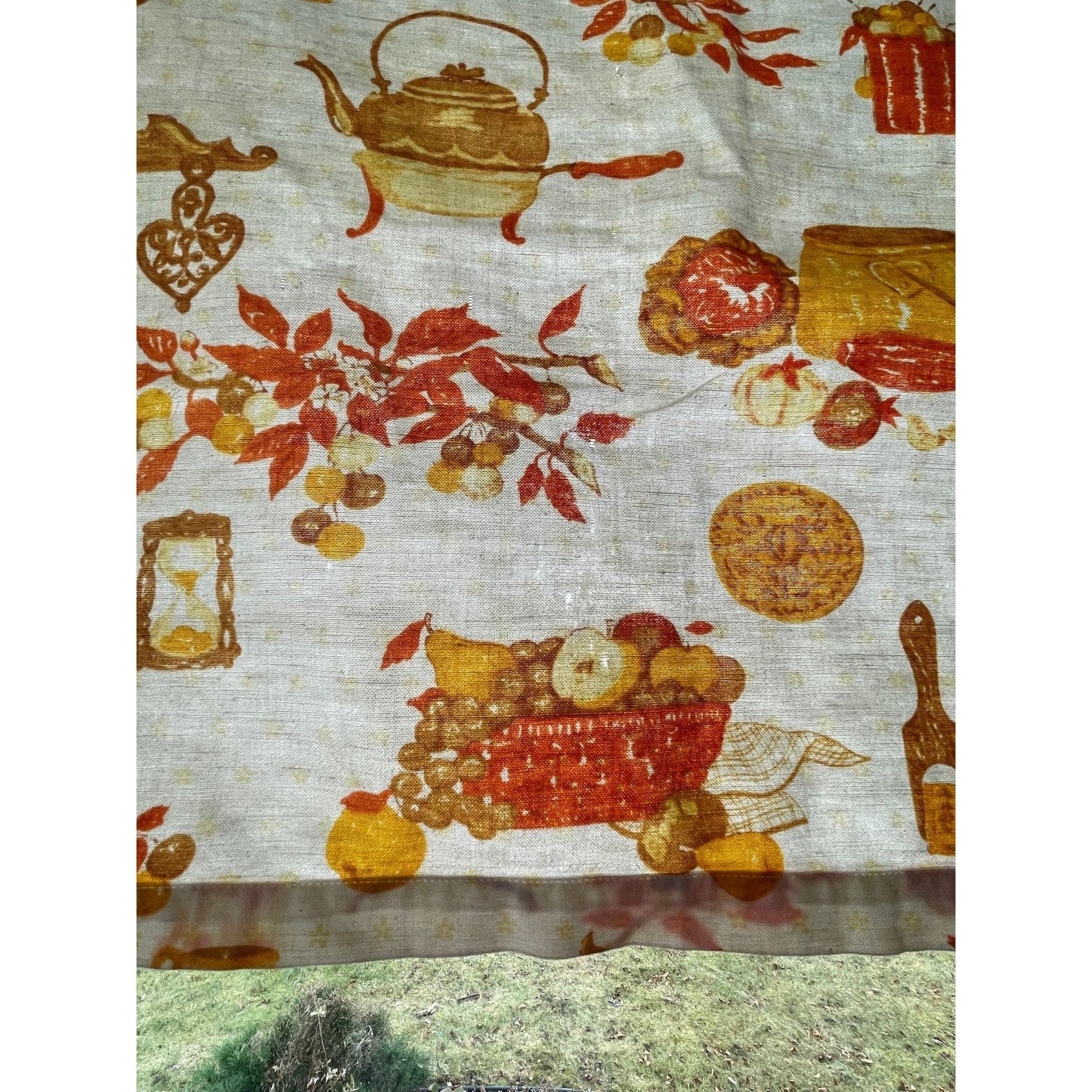 Vintage 70s curtain, orange kitchen appliances