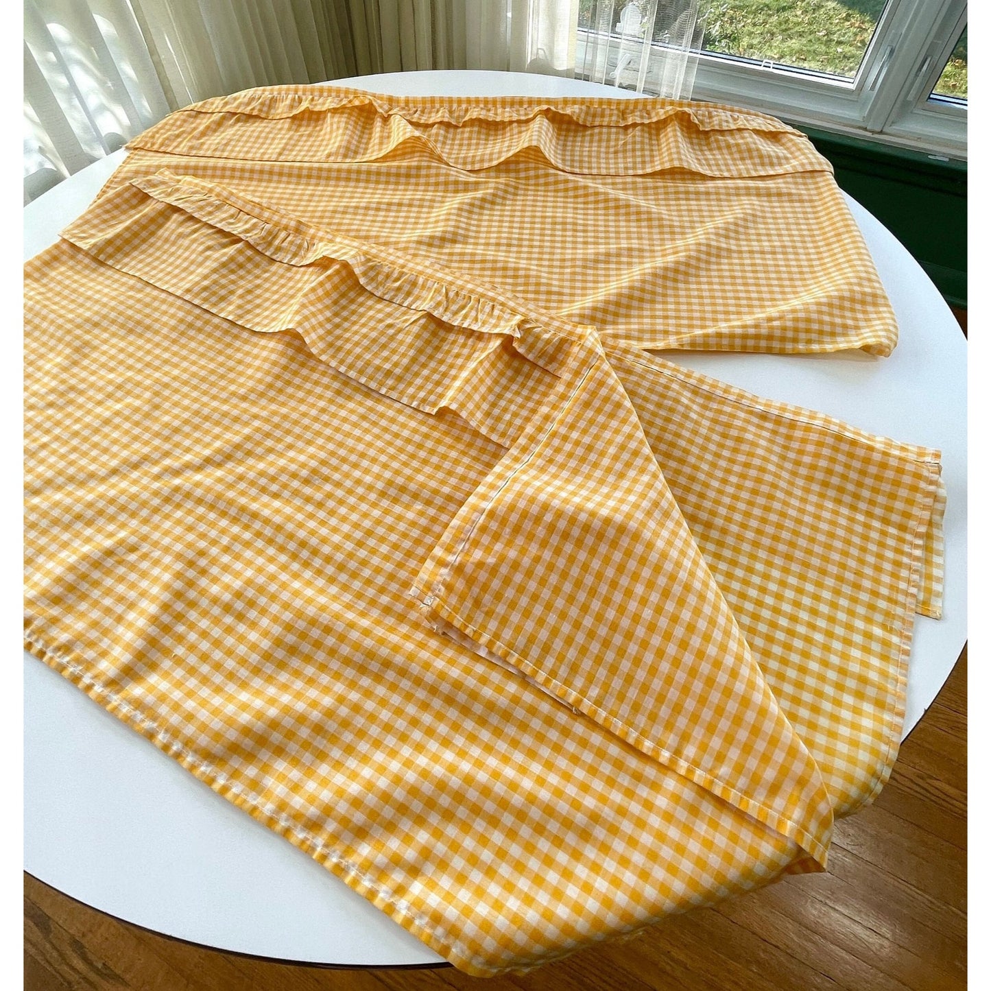 Vintage 70s valance curtain, yellow white checkered