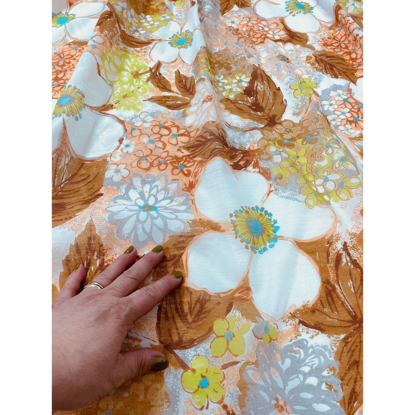 Vintage 70s pleated curtain, orange flowers, sheer panel