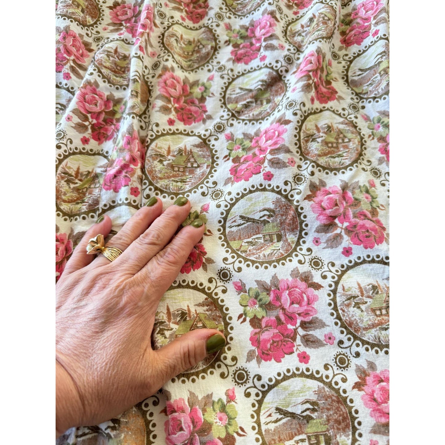 Vintage 1960s pleated curtain, Provencal roses and country pattern