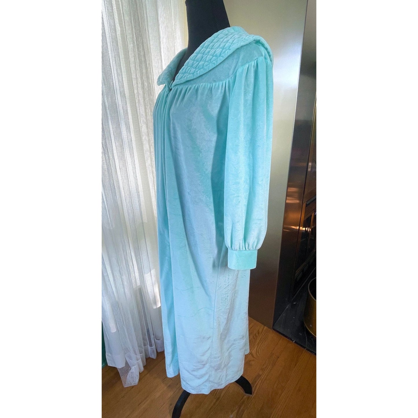 Vintage 1960s robe, sea foam teal blue velvet