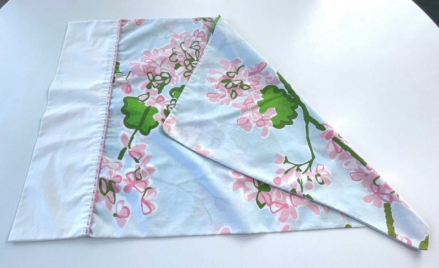 Vintage 70s pillowcase, pink floral with greenery, Springmaid Bill Blass