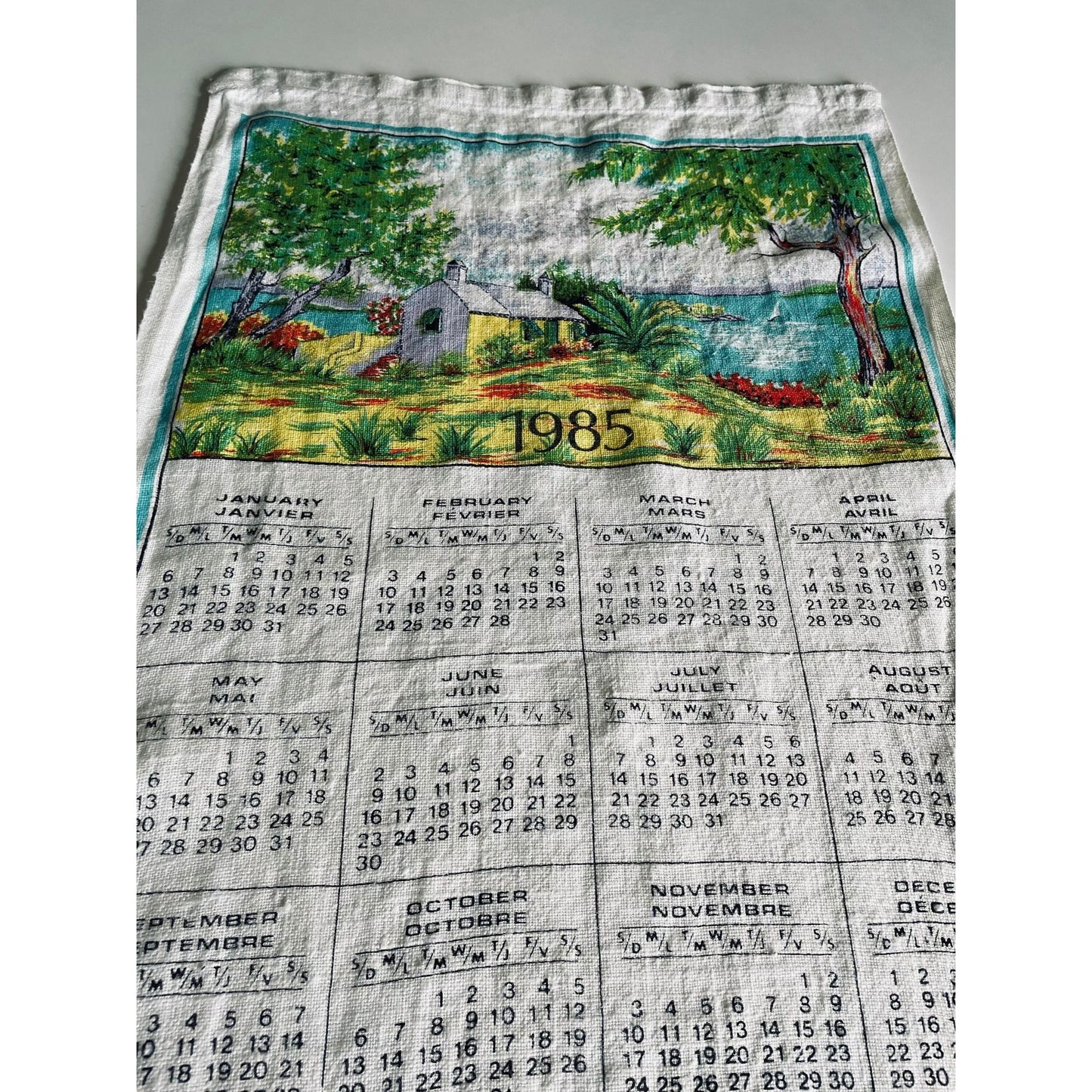 Vintage 1985 calendar tea towel
