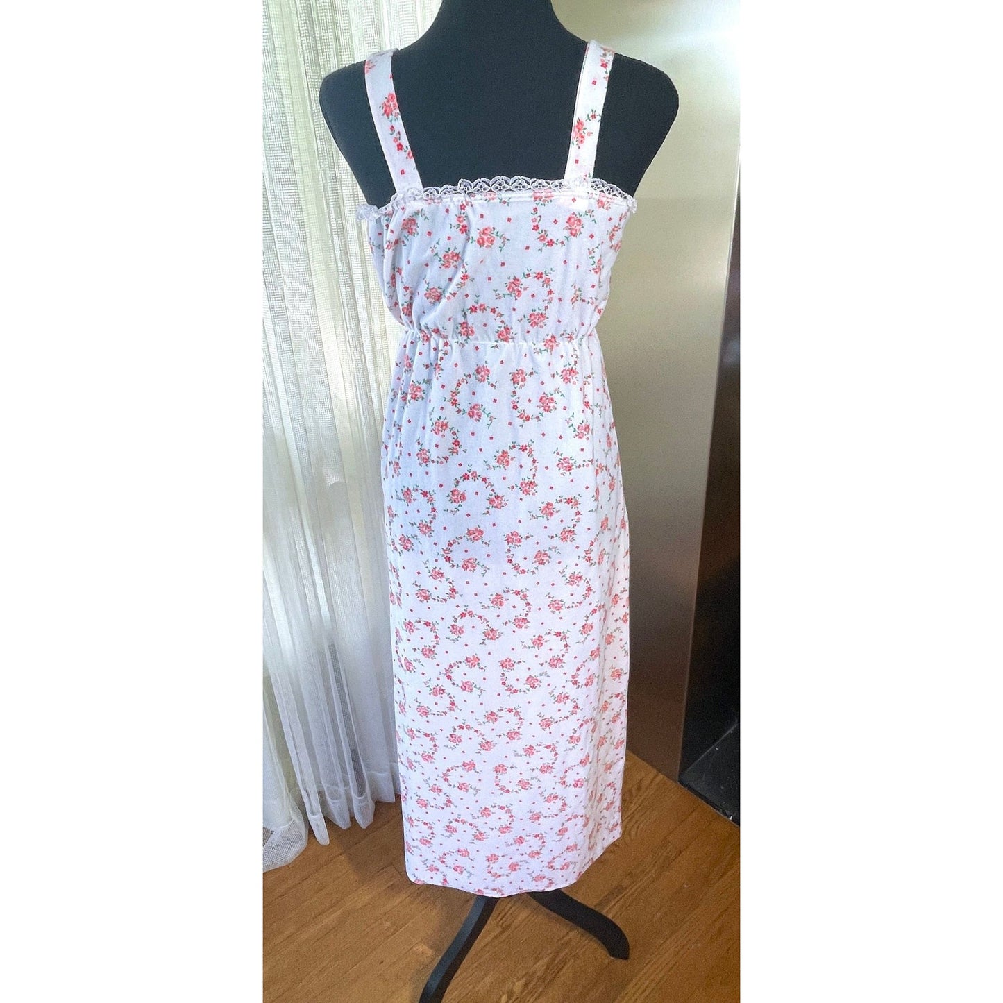 Vintage 1980s peignoir set, white and pink flannel negligee and bed jacket