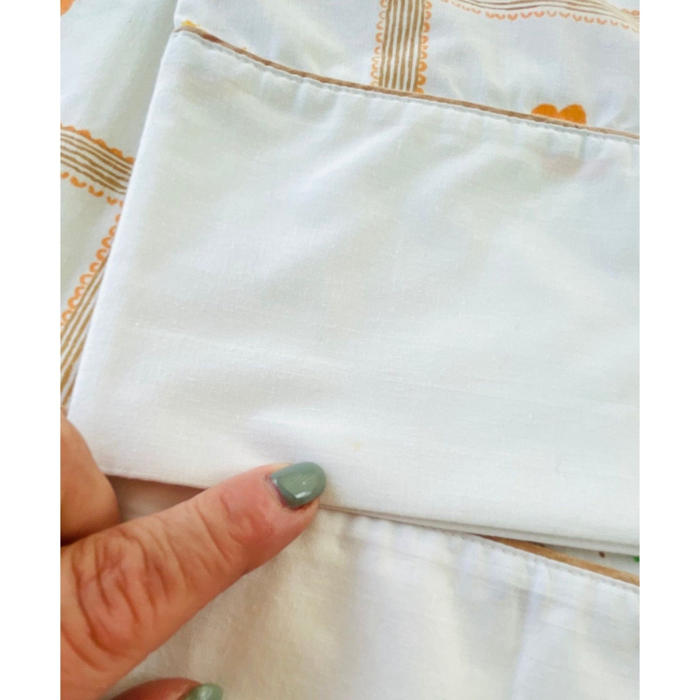 Vintage 80s pillowcases set