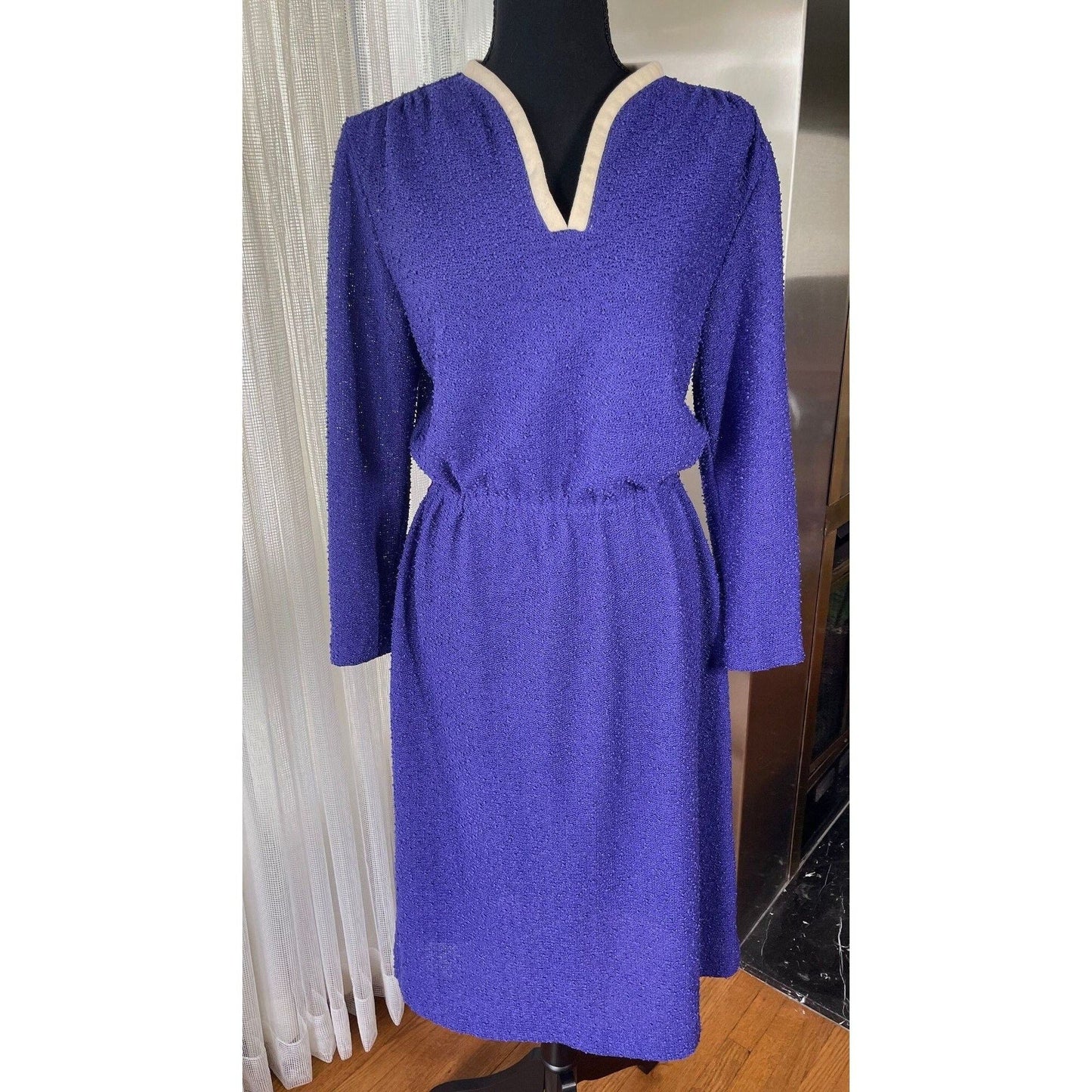 Vintage 60s dress, purple long sleeves bouclé