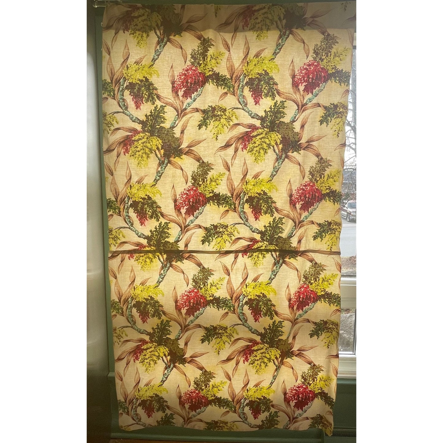 Vintage 50s barkcloth tropical flowers curtain
