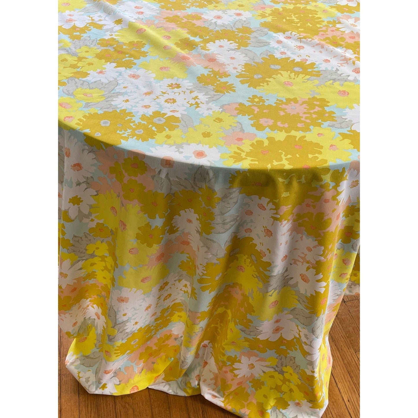 Vintage 70s fitted sheet, twin size bed, Fruit of the Loom