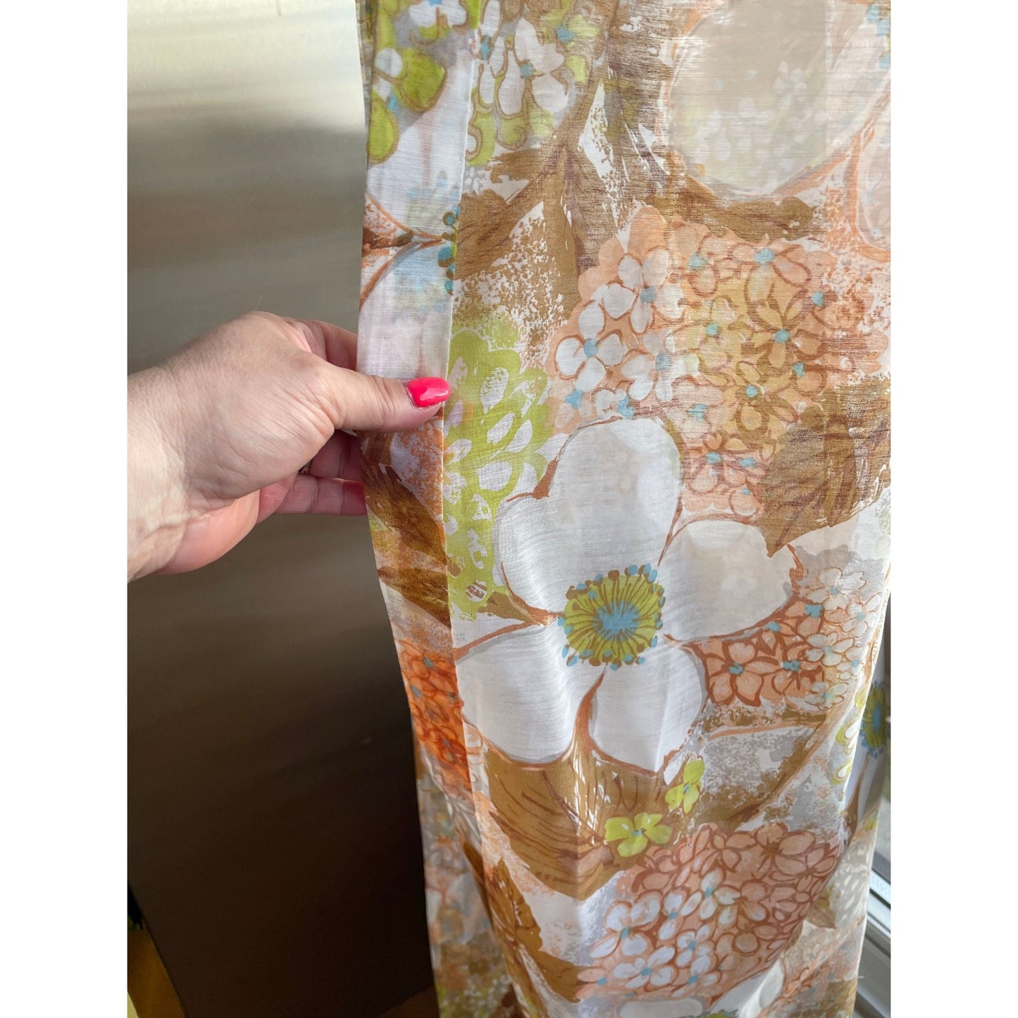 Vintage 70s pleated curtain, orange flowers, sheer panel