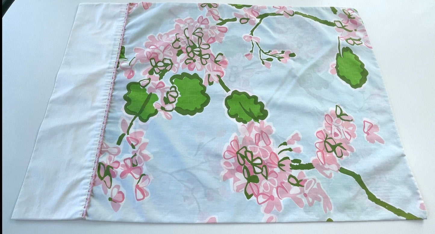 Vintage 70s pillowcase, pink floral with greenery, Springmaid Bill Blass