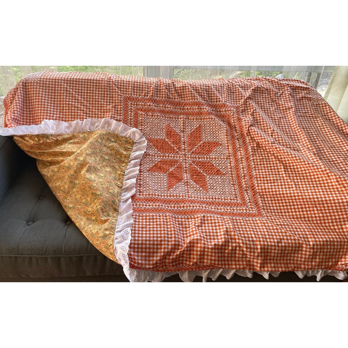 Vintage 80s hand stitched throw blanket