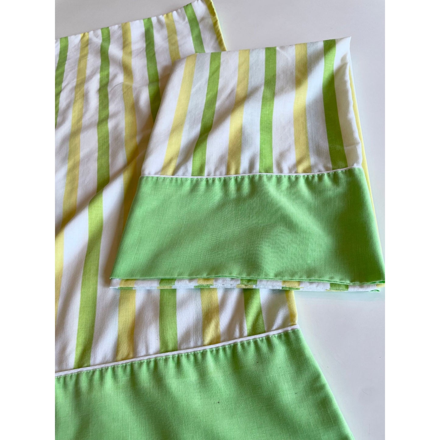 Vintage 70s green pillowcases, TruPrest