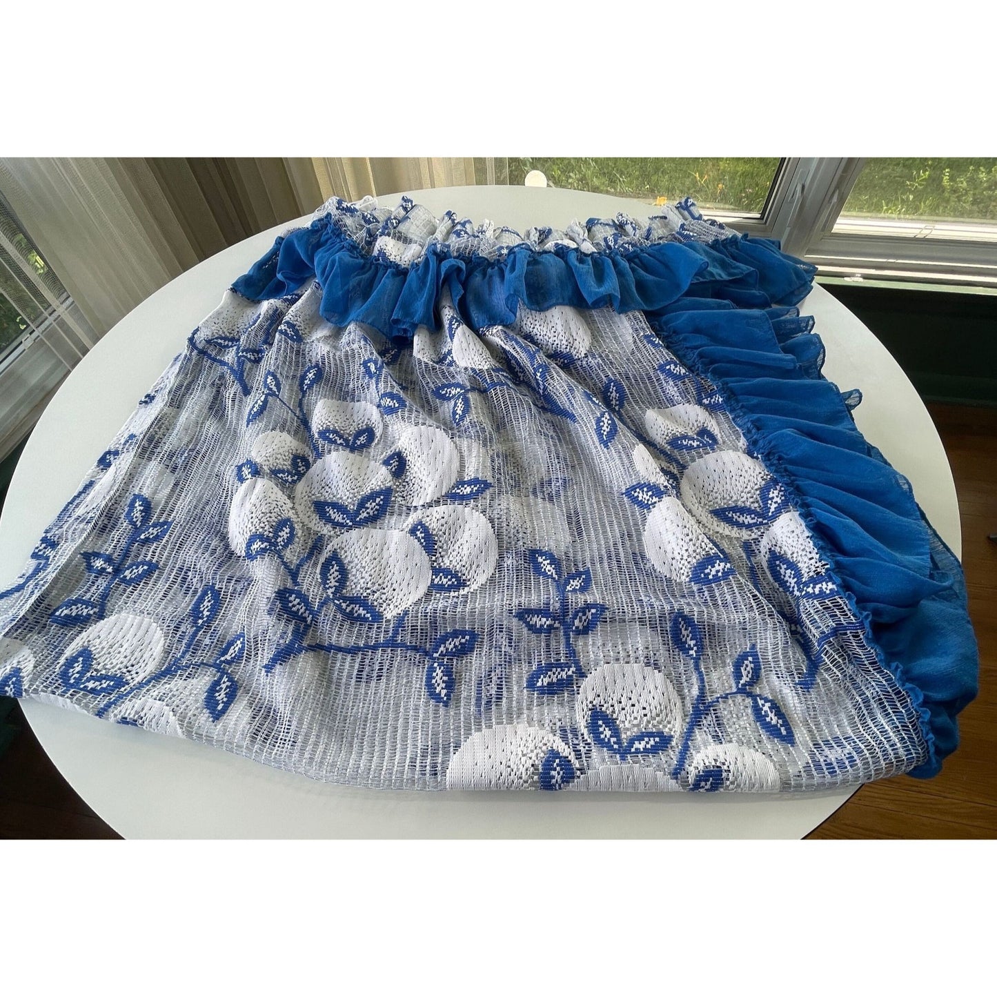 Vintage 80s ruffled double curtains, royal blue, white mesh