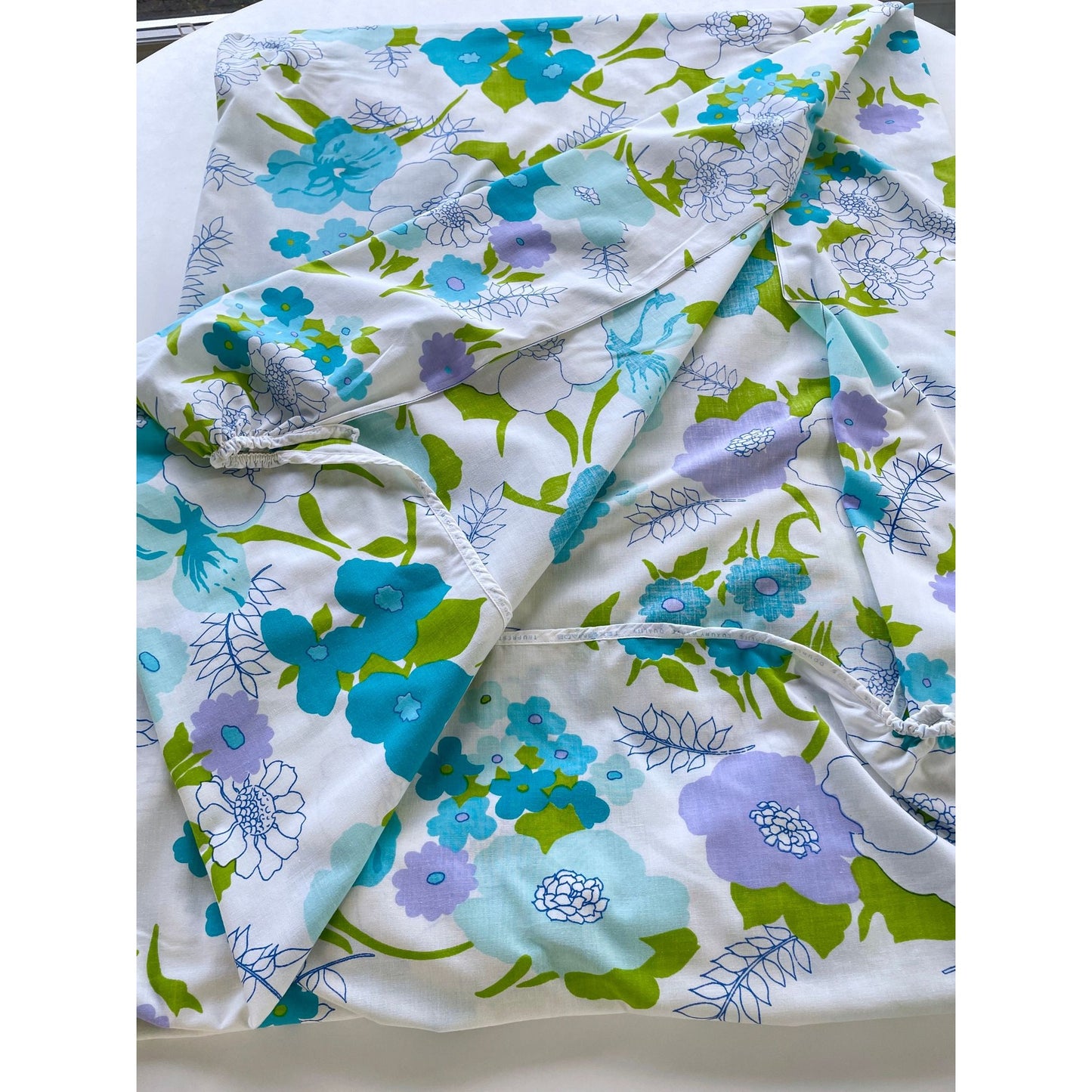Vintage 70s fitted sheet, full / double size bed, TruPrest