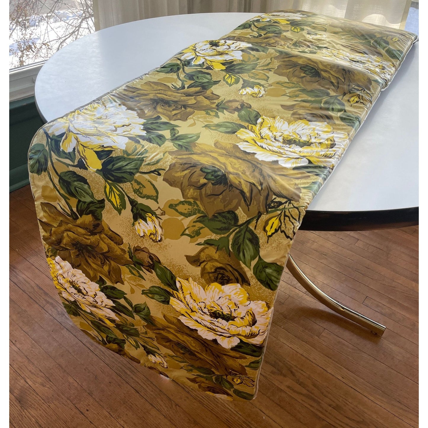 Vintage 70s vinyl lounge chair vinyl cushion, brown, green yellow flowers