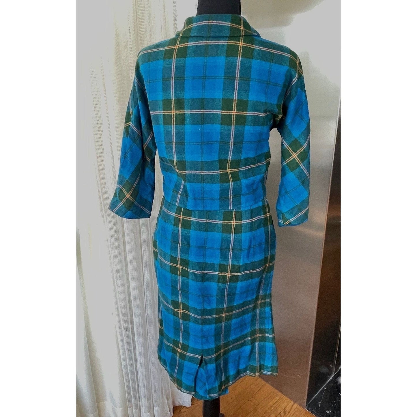Vintage 1960s two pieces set, plaid wool jacket and straight skirt, AlJean