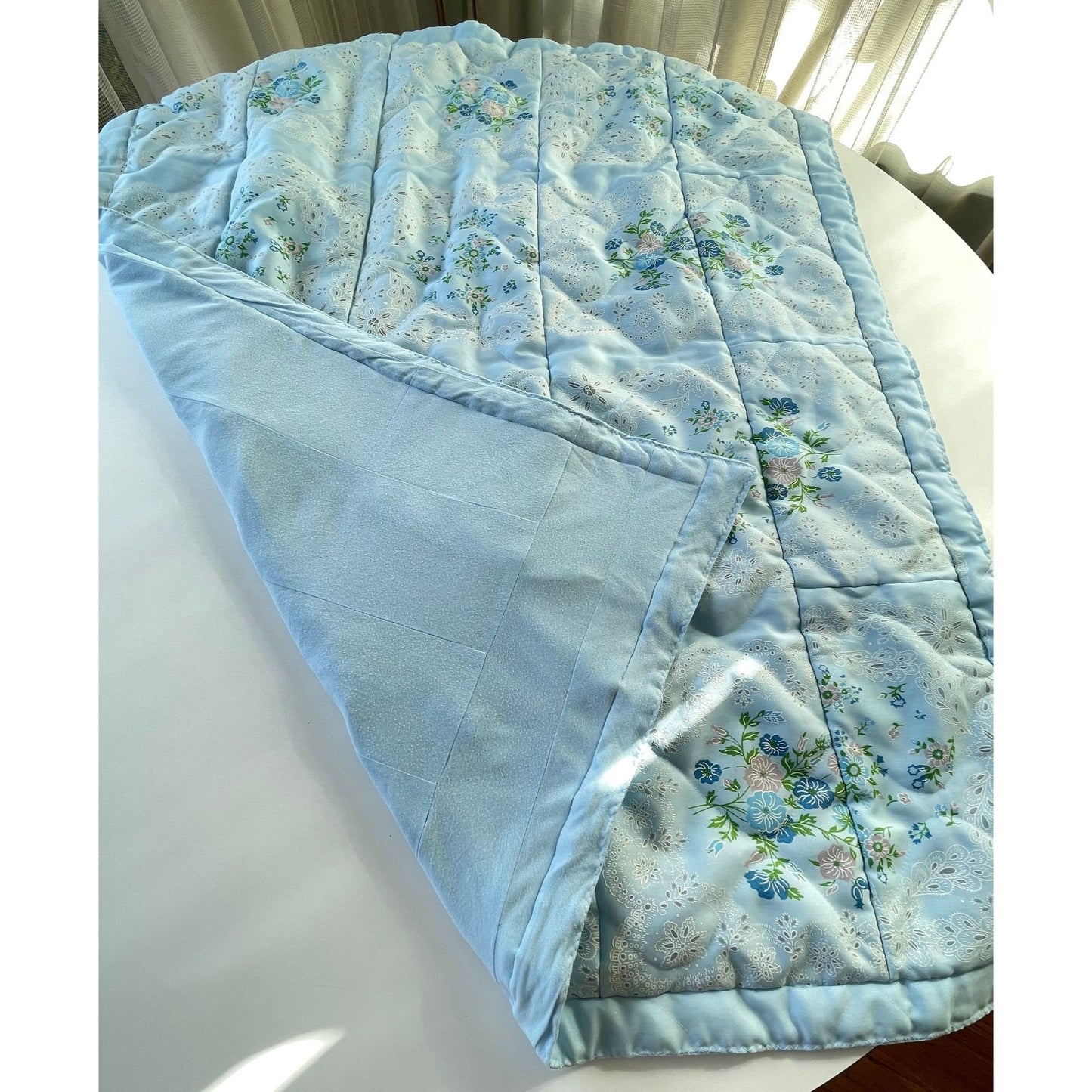 Vintage 60s baby dundee, quilted throw blanket