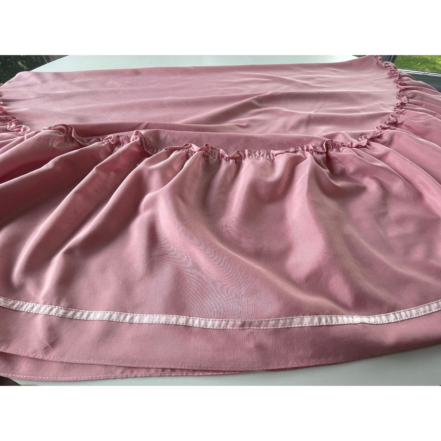 Vintage 80s round pink ruffled tablecloth