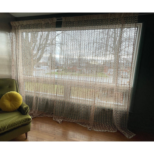Vintage 70s ecru woolly net pleated panel