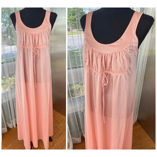 Vintage 80s night dress, peach sleeveless negligee