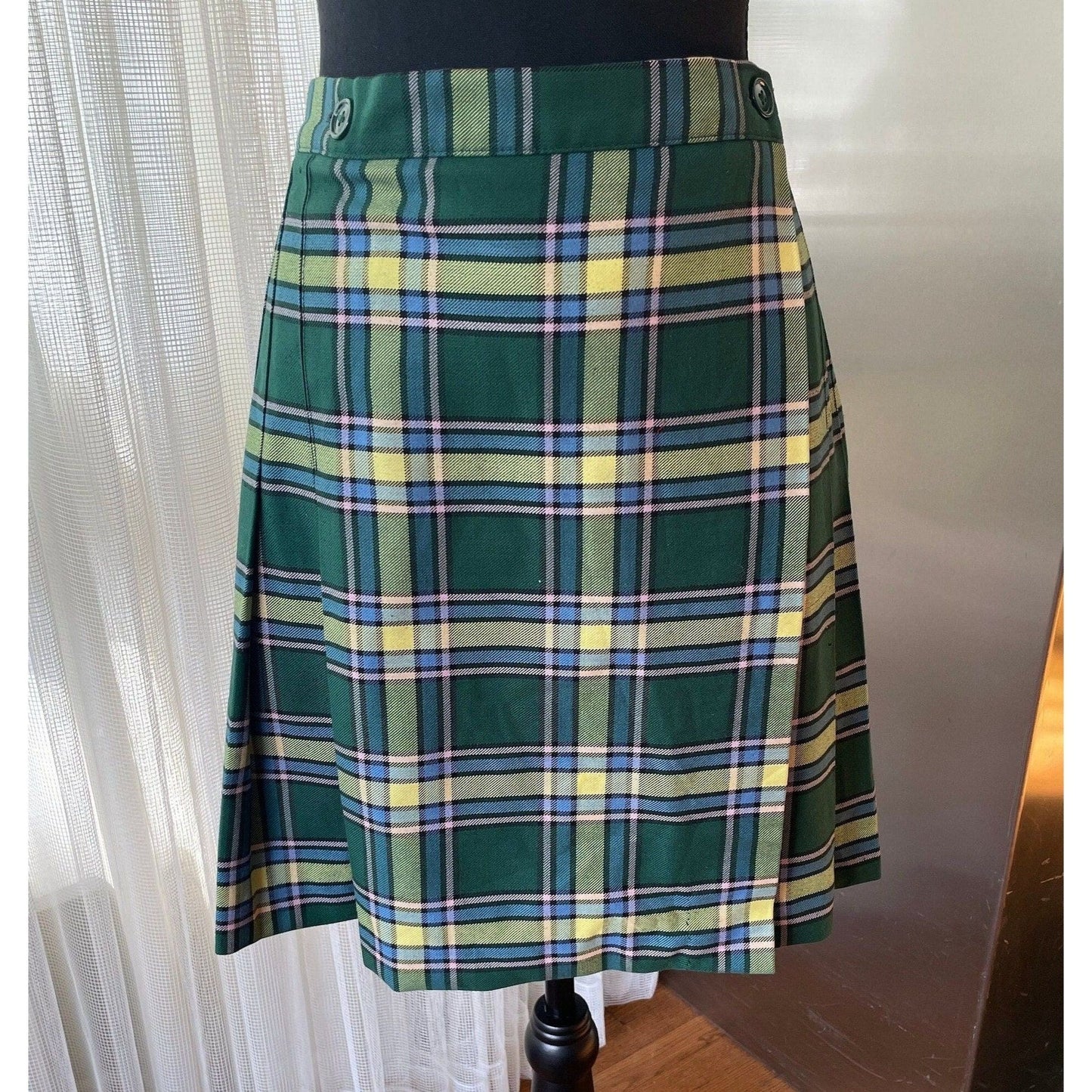 Vintage 80s mini skirt, student pleated plaid skirt
