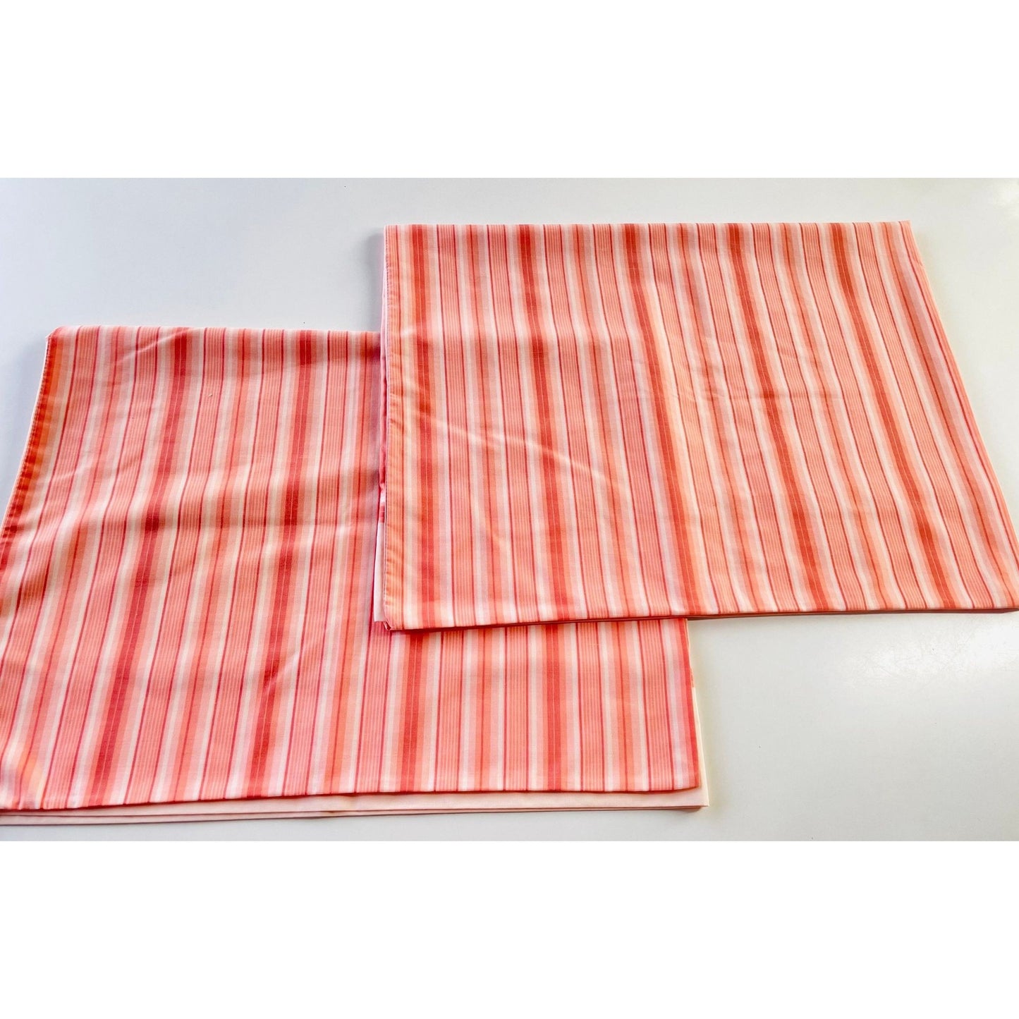 Vintage 80s pillowcases set, Mainstay