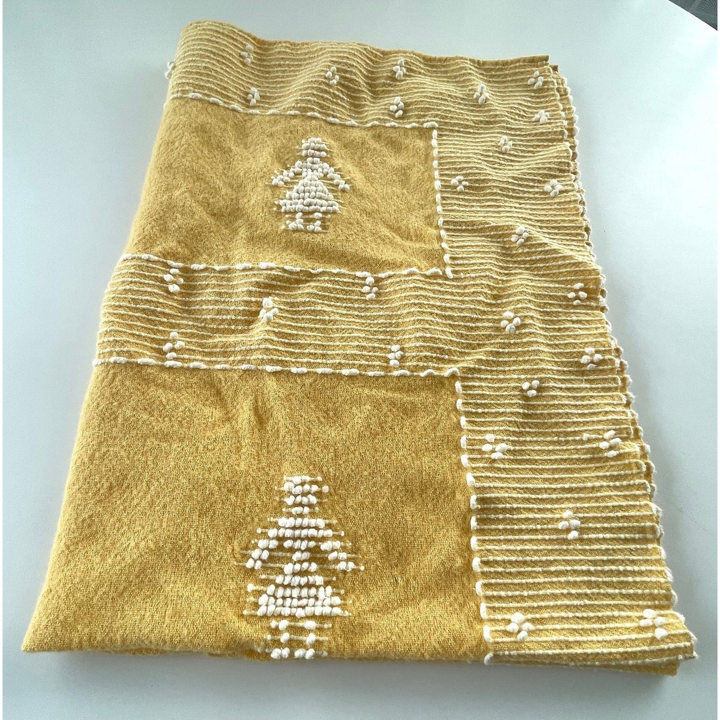 Vintage Murray Bay throw blanket, Canadian Steamship Lines