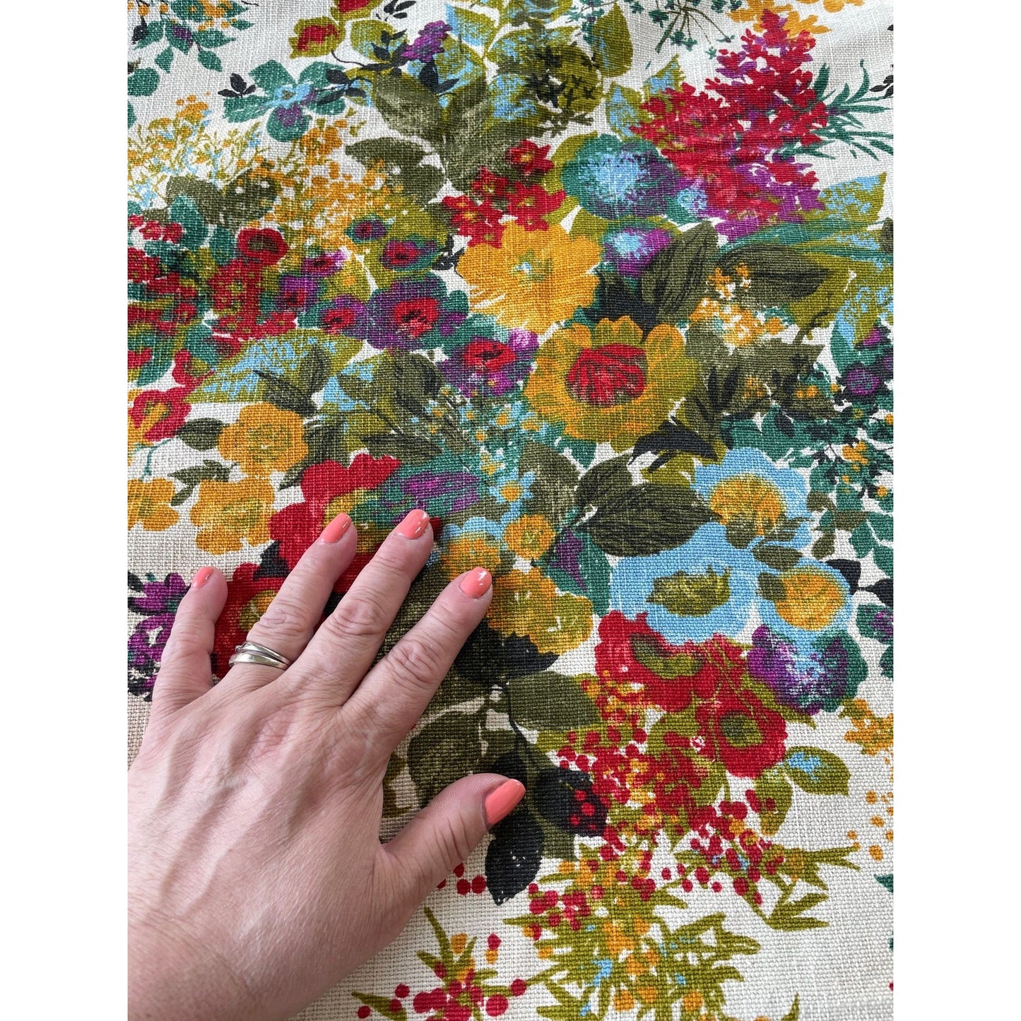 Vintage 60s floral curtain, single panel