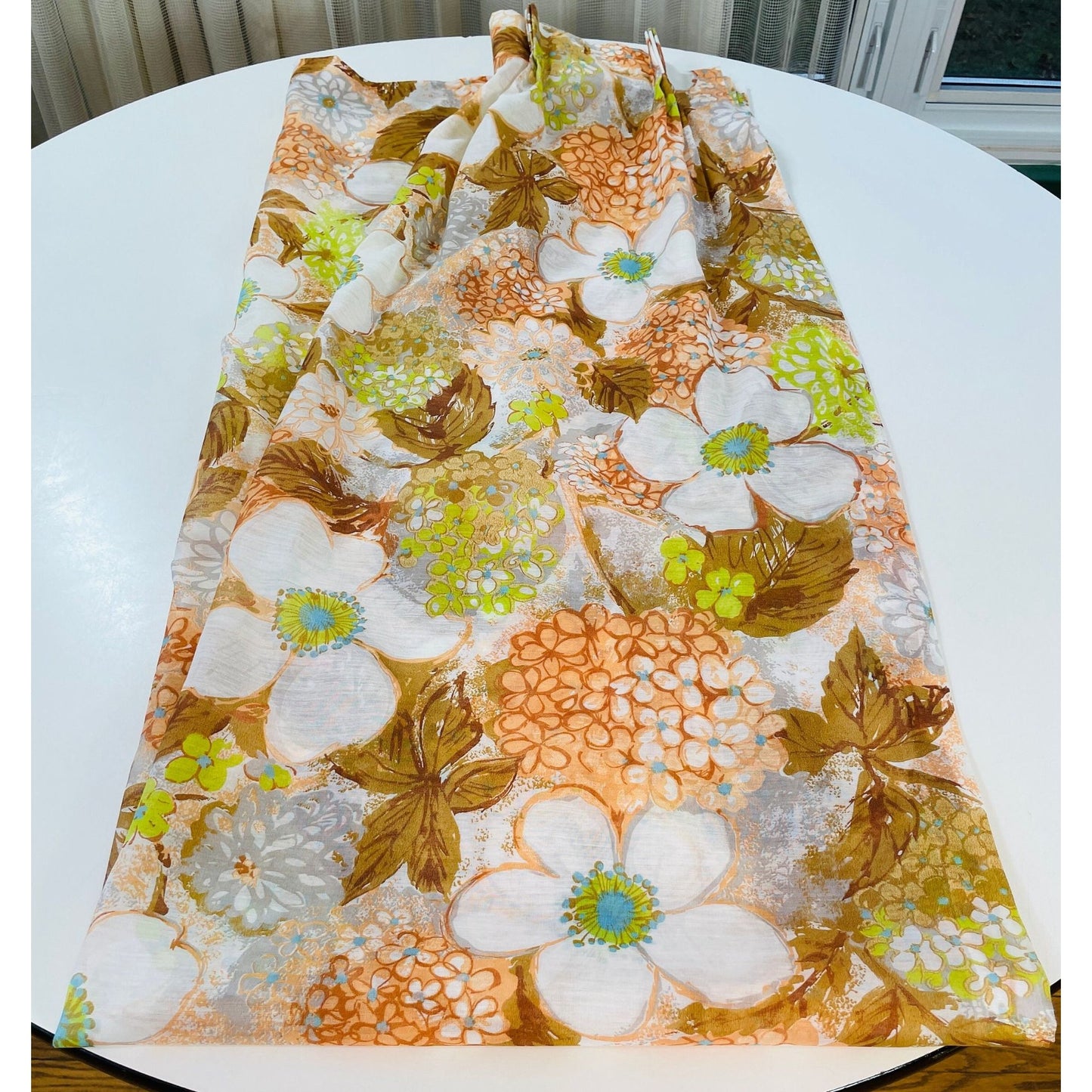 Vintage 70s pleated curtain, orange flowers, sheer panel