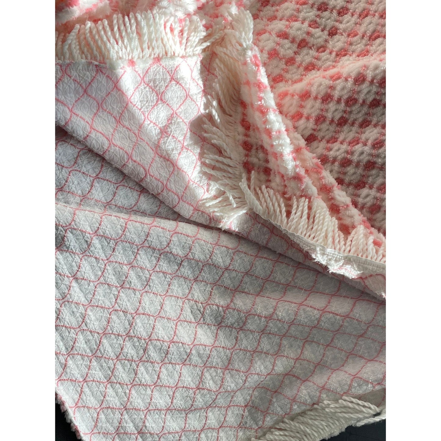 Vintage bedspread, peach chenille, twin to full size