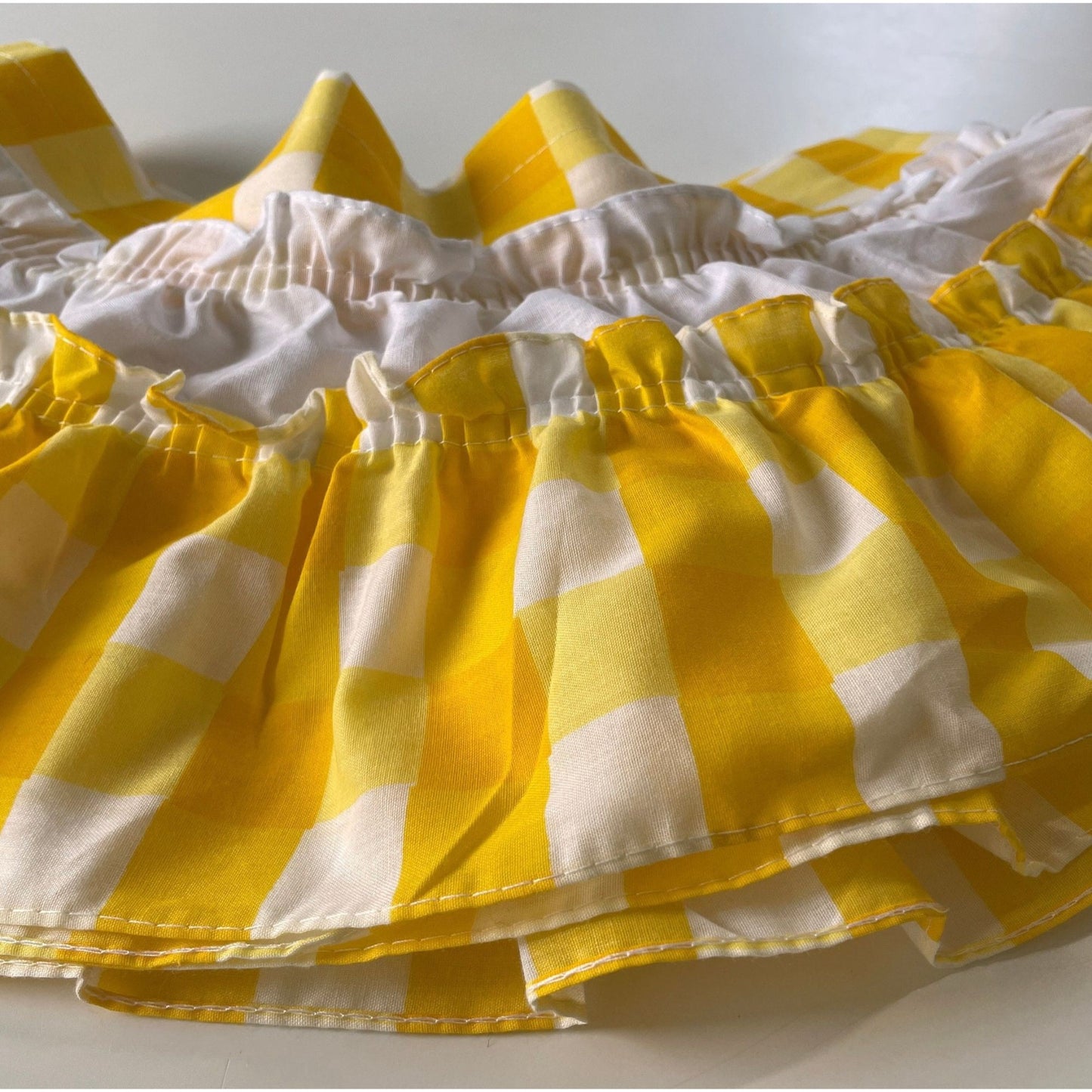 Vintage 70s valance curtain, yellow checkered
